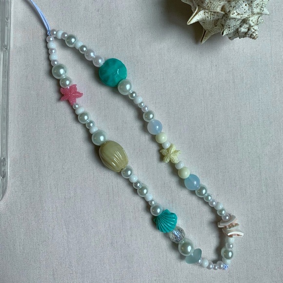 5/$20 ENTIRE SHOP CLEARANCE “Oceana” handmade beaded phone strap 🌊✨🐚 - Picture 5 of 8